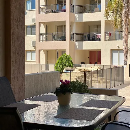 Lägenhet Royal Seacrest With Garden G5
