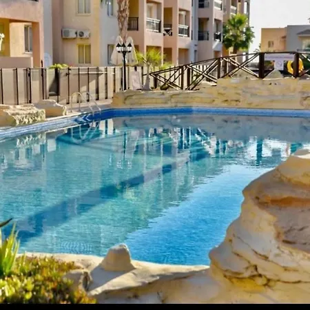 Royal Seacrest With Garden G5 Lägenhet Paphos