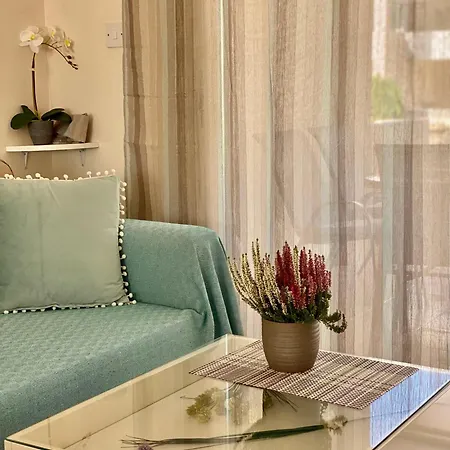 Royal Seacrest With Garden G5 Paphos